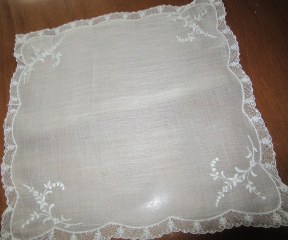 Vintage White on White Embroidered  Valenciennes … - image 2