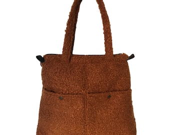 Trendy shoulderbag made of curly teddy fabric, cognac color. Fashionable and trendy crossbody bag adjustable strap, winter wardrobe