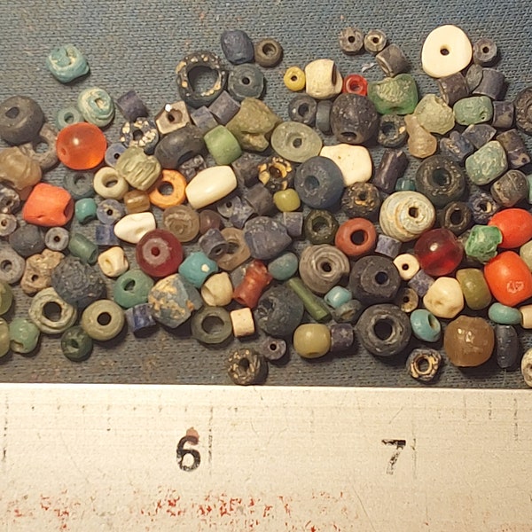 A   100 -150 Ancient Roman small beads  circa 100-400 AD. (SB 2)