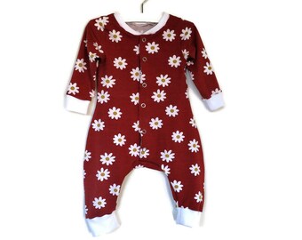 babypakje bloemen, boxpakje, jumpsuit, babyonesie, margriet romper, baby overall, babypyjama, maat 68, biologische kleren