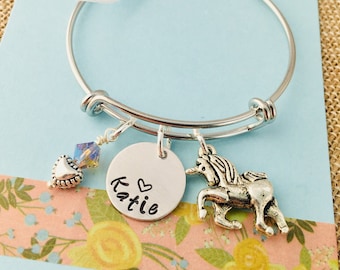 Unicorn Bracelet, Unicorn Name Bracelet, Little Girl Bracelet, Personalized Unicorn Bracelet, Little Girl Jewelry, Unicorn Charm,