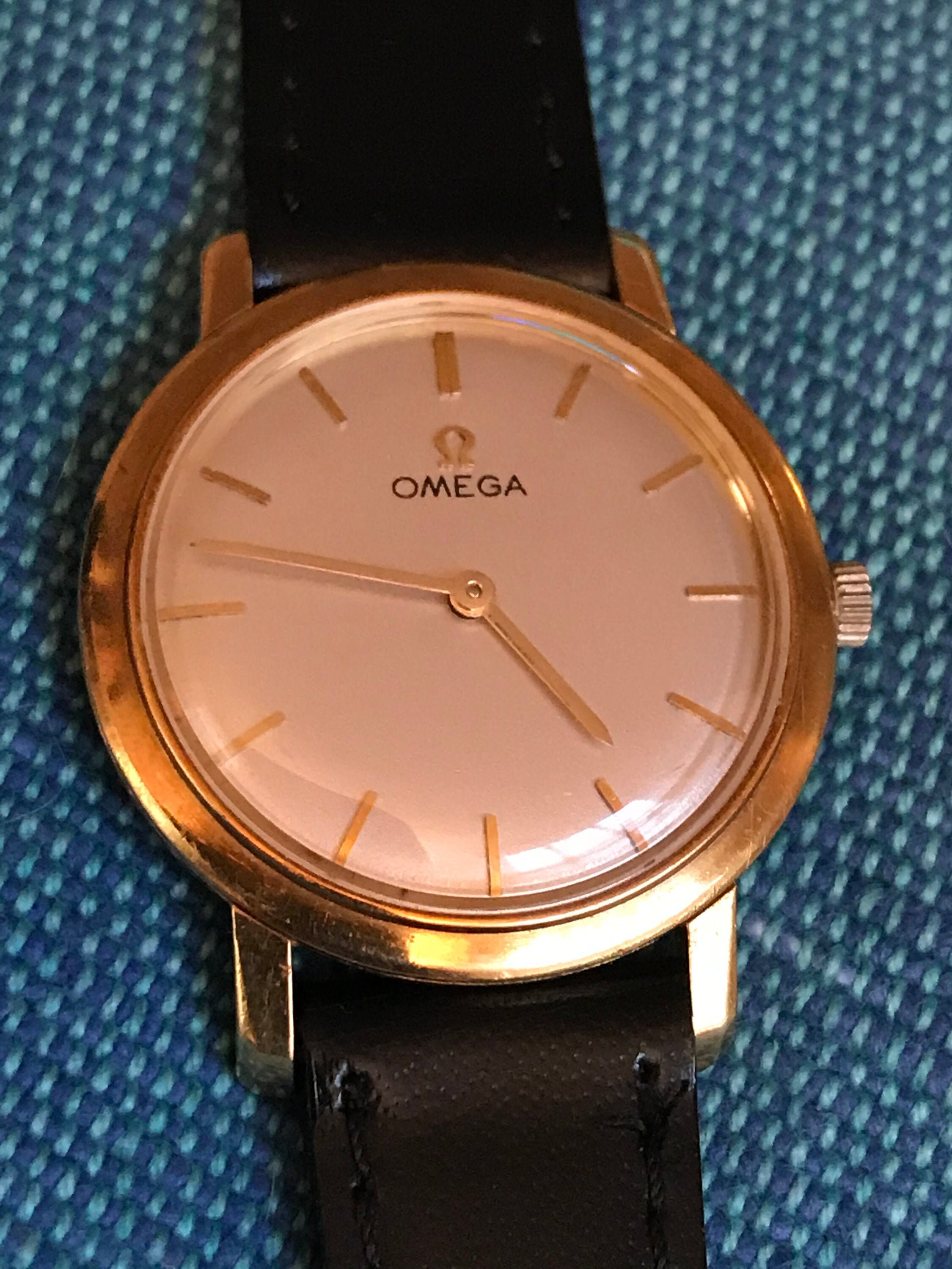 Vintage Omega Ladies 18ct Gold Watch 