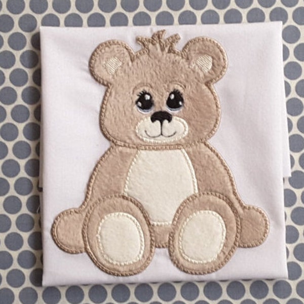 Bébé Applique Machine Embroidery Design Teddy Bear