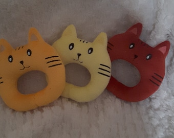 In The Hoop Machine Embroidery Soft Cuddly Round Ring Cat Baby Rattle Toy
