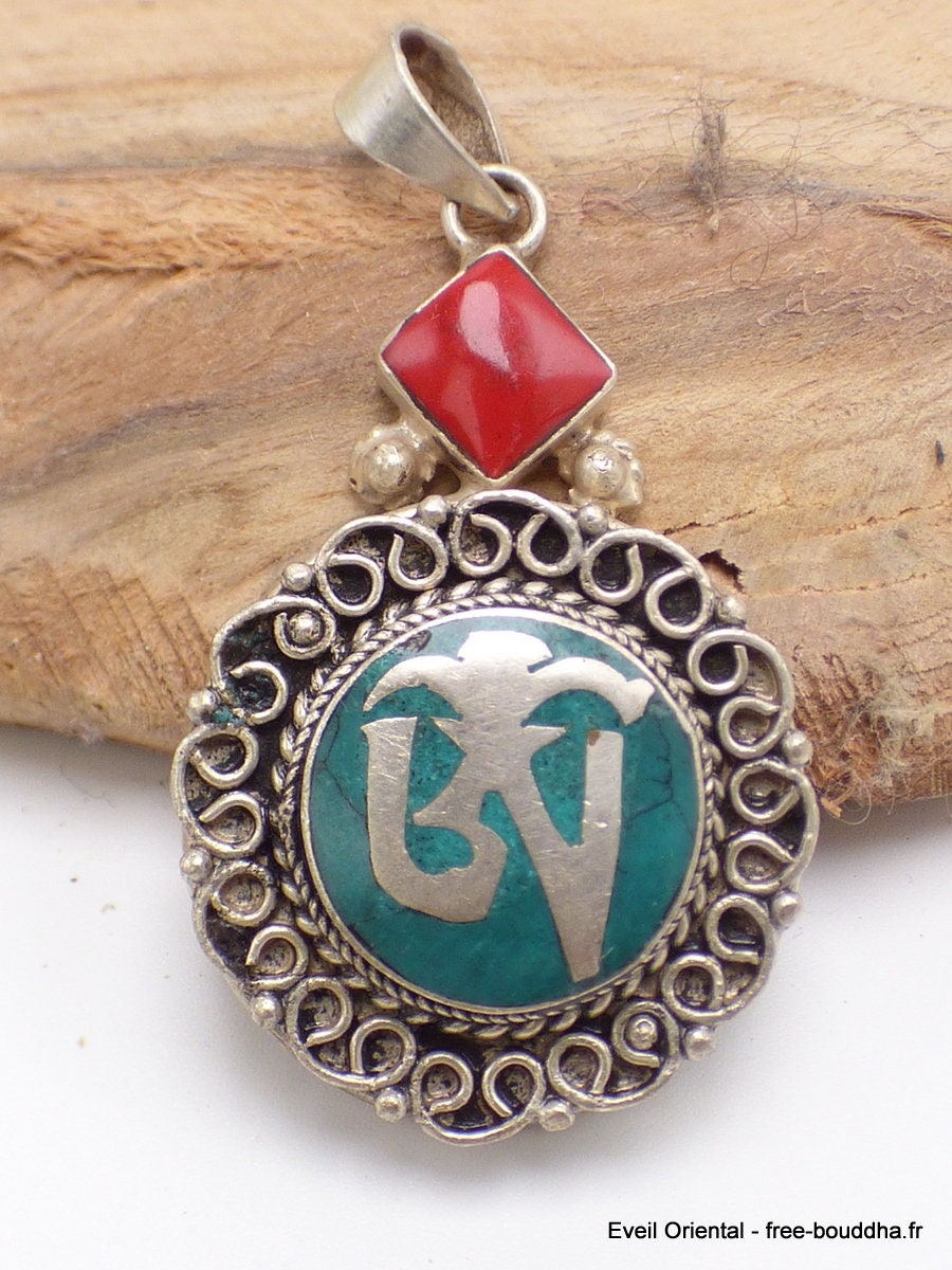 Bijou Tibetain Om Pierre Fantaisie et Métal, Bhp101.1