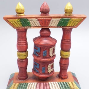 Buddhist prayer wheel in hand-carved and painted wood, MAPB1