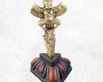 Tibetischer Phurba-Dolch auf einem Ständer - PHUR22