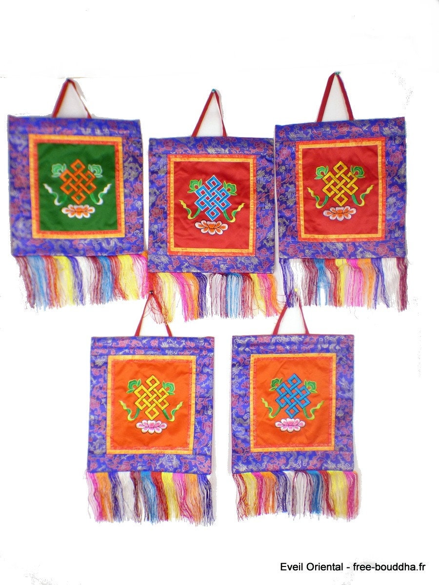 Tenture Tibetaine Symbole Bouddhiste Noeud Sans Fin Plusieurs Coloris, Bro6
