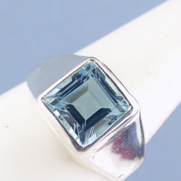 Bague Topaze bleue facettée style chevalière en argent 925, kb39.3