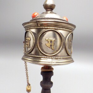 Buddhist PRAYER WHEEL 28 cm metal with mantlas MAA9