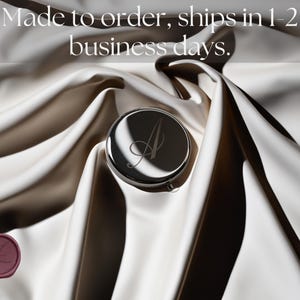 Personalised Silver Compact Mirror – Name or Initial – Engraved Pocket Mirror Gift - Bridesmaids | Valentines image 7