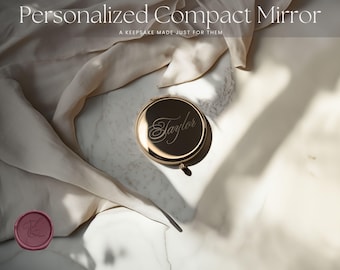 Personalised Gold Compact Mirror – Name or Initial – Engraved Pocket Mirror Gift