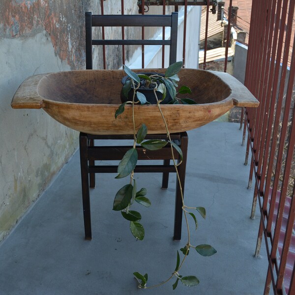 Antique primitive wooden dough bowl - Old bowl - Antique natural wood - Hand carved - Country cottage chic - Rustic home decor.