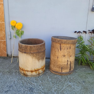 アンティークの木製ボウル - 素朴な容器 - 原始的なカントリー装飾 - 希少なアンティーク - 時代 20x - 木製の家庭装飾。