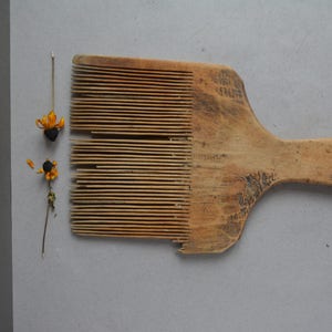 Antique wool comb 1930ies -  Wool carder - Country wall hangind - Primitives rustic decor - Vintage tool -  Wooden comb.