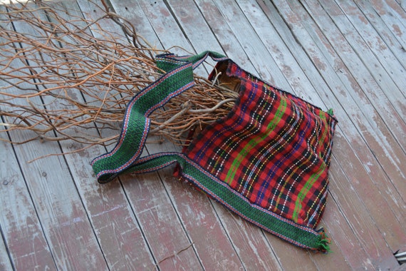 Handwoven wool shoulder bag - Vintage handwoven w… - image 2