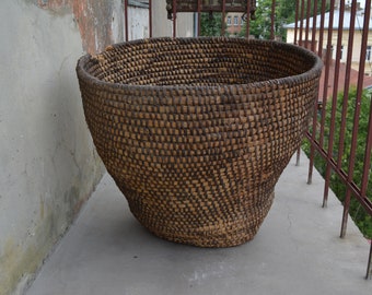 Cesta de mimbre antigua vintage - Cesta tejida a mano antigua - Casa de campo - Decoración campestre primitiva - Antigüedad rara - era 50x .