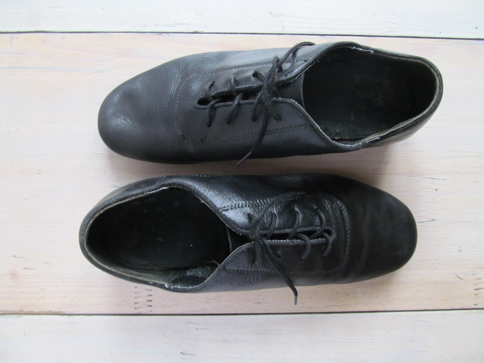 vintage ballet slippers - ballet shoes- black leather.