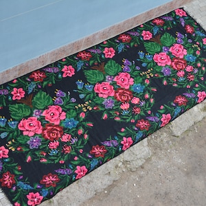 Vintage handwoven wool traditional Ukrainian rug carpet -  Bessarabian Moldovan Romania Kilim - Rustic decor  - Very large.