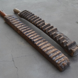 Antique primitive carved wooden mangle boards -  Set of 2 - Washboards - Antique  Ironing board - Primitives rustic decor -  Unique gift.