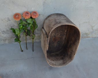 Antique wooden bowl - Rustic vessel - Primitives country decor- Rare antique - era 20x - Wood home decor.