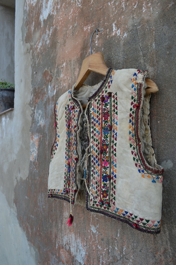 Antique Ukrainian vest - Traditional Ukrainian sl… - image 3