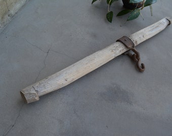 Antique wood yoke - Vintage wood tool - Vintage farm decor - era 30x - Wood home decor.