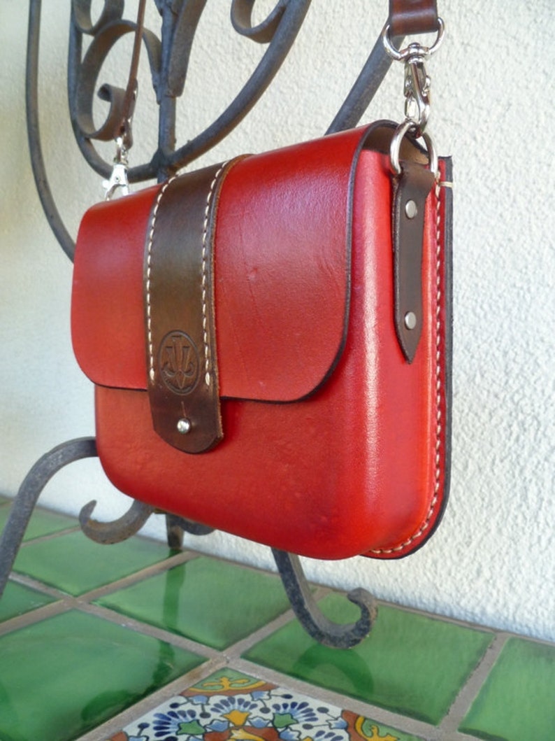 Hand Stitched Classic Bag Molded Leather Cross Body Saddle Etsy