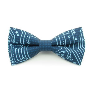 Blue Microchip Bowtie & Cufflinks - Micro Controller | Computer Chip Bowtie | Technology Bowtie | Circuit Board | Binary bowtie |