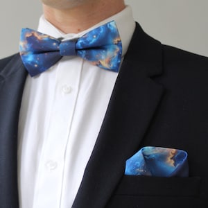 Conjunto de pajaritas Galaxia Cósmica Azul - Cielo Nocturno Etéreo / Pajarita de Explorador Espacial / Pajaritas para Hombre / Pajaritas para Niño / Nebulosa / Regalo para Amantes de la Ciencia