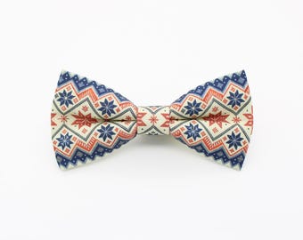 Nordic Pattern Bowtie - Scandinavian Snowflake Bow Tie | Fair Isle Style Tie | Winter Wedding Accessory | Christmas Bowtie