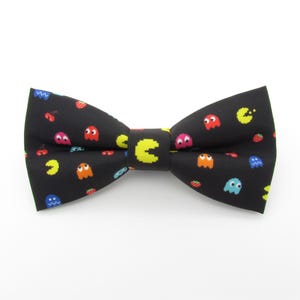 Conjunto de pajaritas retro de videojuegos pixelados - Pajarita de videojuegos retro / Pajaritas para hombre / Pajaritas originales / Pajarita para niño / Gemelos de 8 bits / Pañuelo de bolsillo de videojuegos