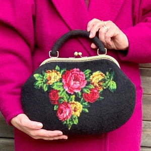 Handmade Felt Wool Shoulder Bag with Flower Design - Unique Christmas Gift for Women