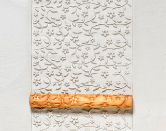 TW-012 Twig Pottery Hand Roller - Vines and Flowers