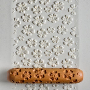 BHR-091 Big Pottery Hand Roller - Spring Beauty
