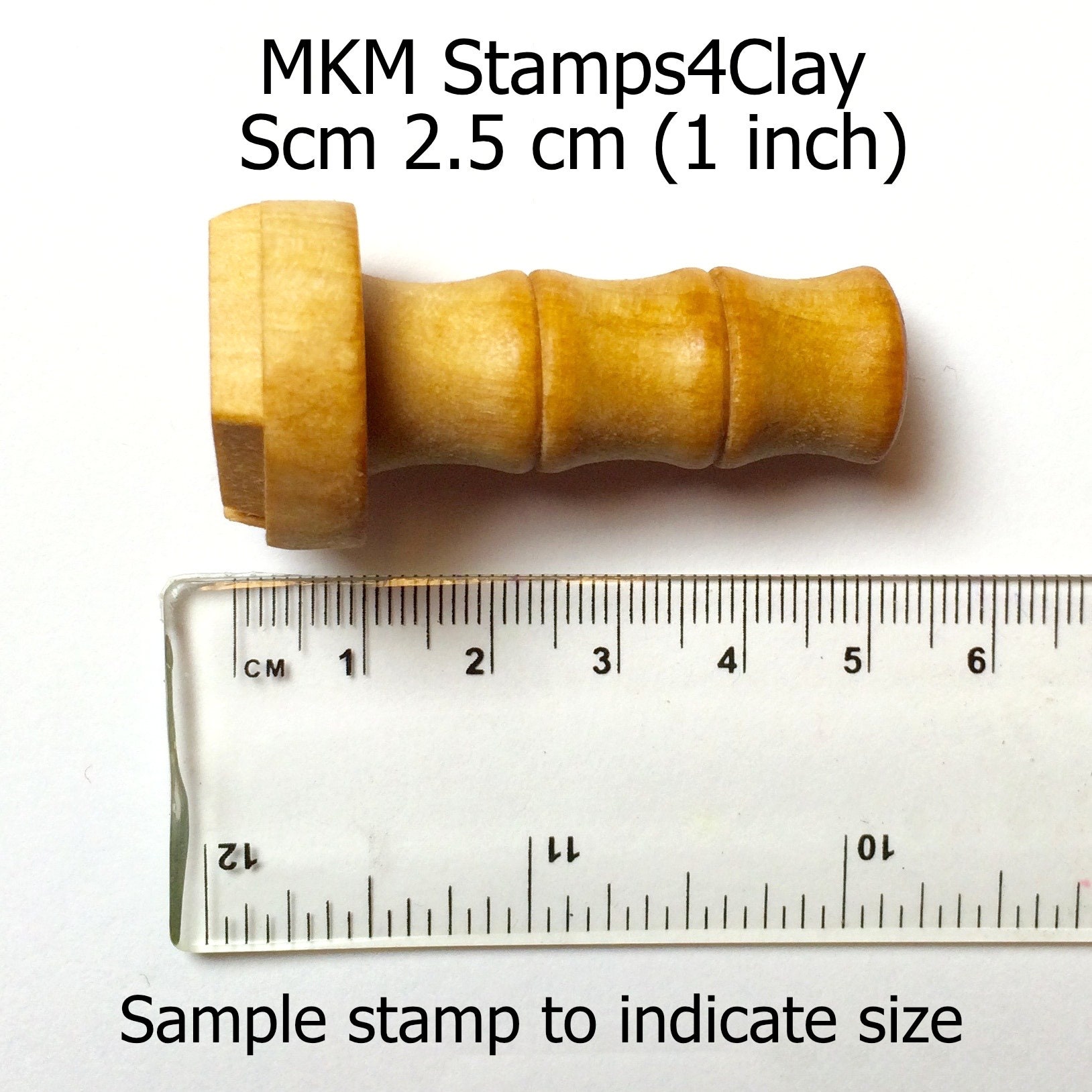 Scm-127 Medium Round Stamp - Hand with Spiral