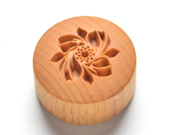 CT-008 Curve Top Stamp - Whirling Flower