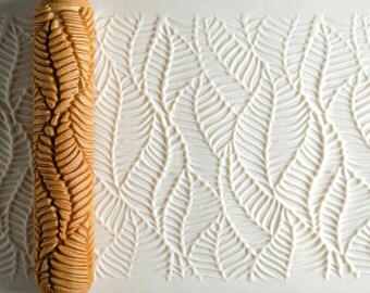 BHR-154 Big Pottery Hand Roller - Layered Leaves