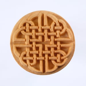 Scxl-015 Extra Large Round Stamp - Celtic Knot