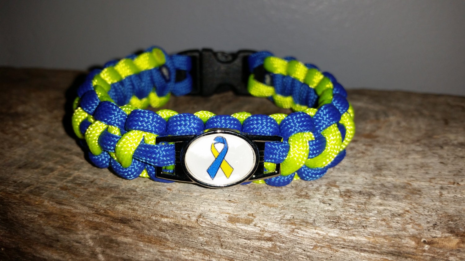 Thyroid Cancer Awareness ribbon 550 paracord survival bracelet shoelace  charm