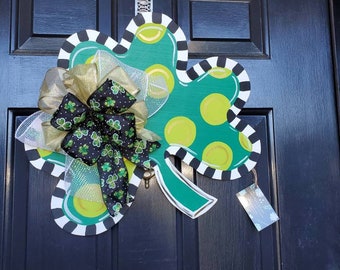 St Patricks Day Door Hanger, st Patricks day home decor, clover door decor, St patricks day party decor, st patricks decorations, Shamrock