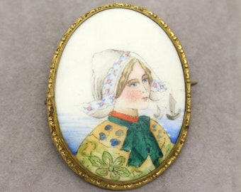 Procelain Handpainted Transfer Dutch Girl Pinchbeck Mount Brooch Pin Antique Vintage ca1900 Jewelry Victorian Edwardian period