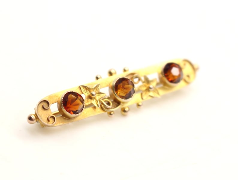 Edwardian 9ct Yellow Gold Red Garnets Ivy Leaf Brooch Pin Antique Vintage Chester 1909 Wedding Bridal Birthday Gift for Her Mum image 2