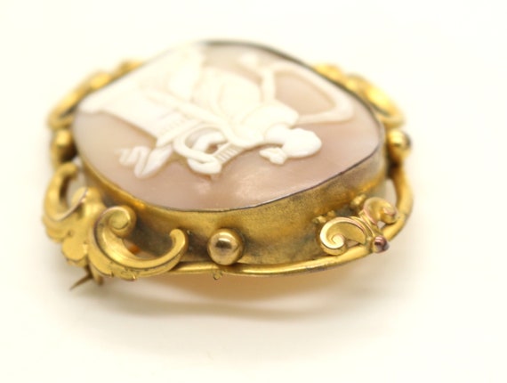 Antique Large Shell Carved Cameo Pinchbeck Brooch… - image 3