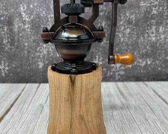 Ambrosia maple pepper mill