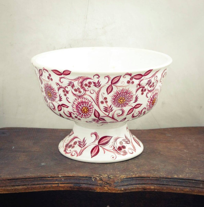 Ceramic footed bowl white with pink floral design