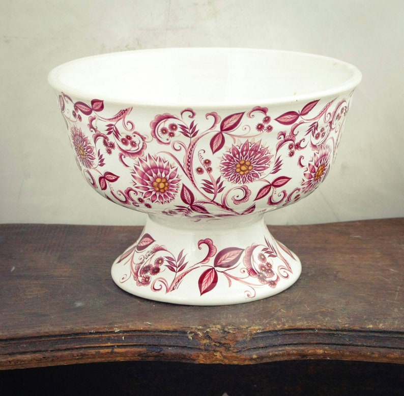 Ceramic footed bowl white with pink floral design