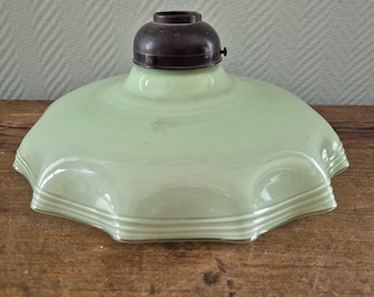 Vintage jadeitgrüne Opalglas-Pendelleuchte, Bakelit