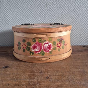 Hand Painted BREAD BOX Wooden Barrel Floral Bin Hinged Lid Rustic Farmhouse Cottage large Basket Bread Bin