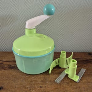 Vtg. Tupperware Quick Chef Food Processor Chopper Salad Mixer groentesnijder